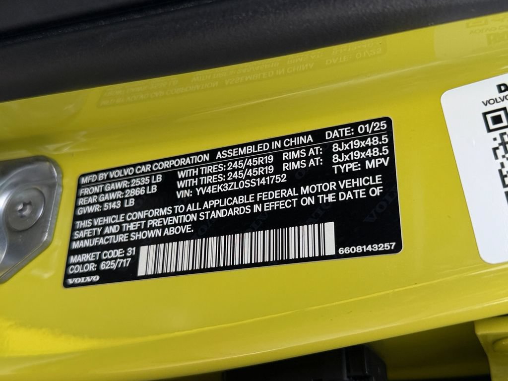 Certified 2025 Volvo EX30 Ultra AWD/4WD image 30
