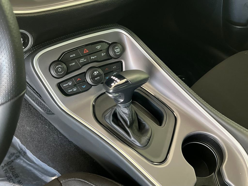 Used 2022 Dodge Challenger GT w/ Performance Handling Group image 25