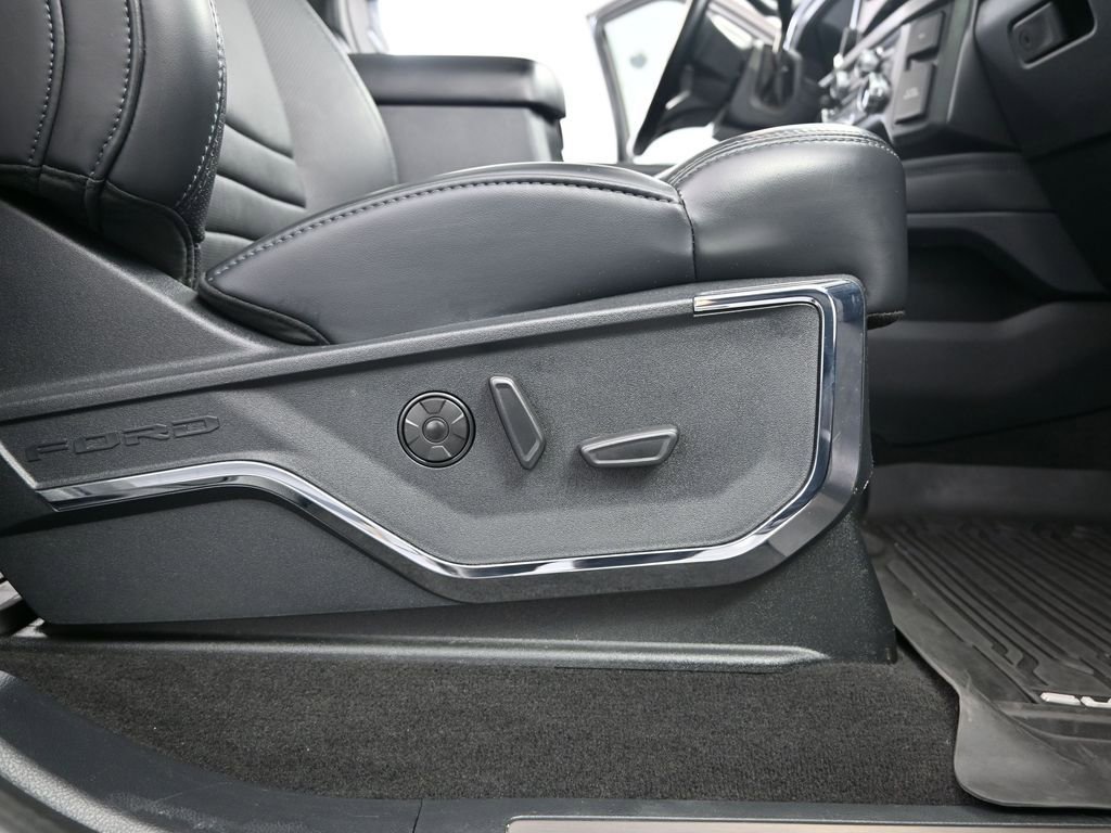 Used 2025 Ford F250 Platinum image 51