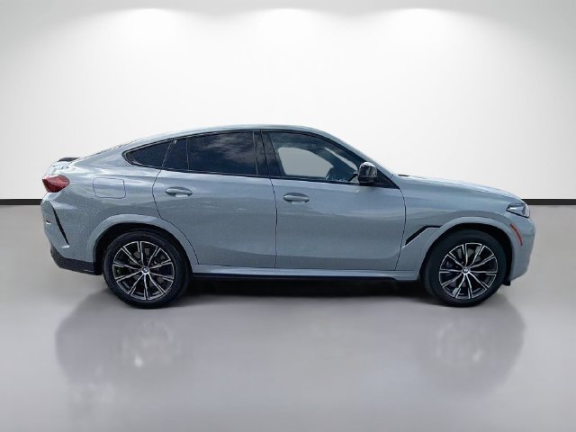 Used 2025 BMW X6 M60i AWD/4WD image 2