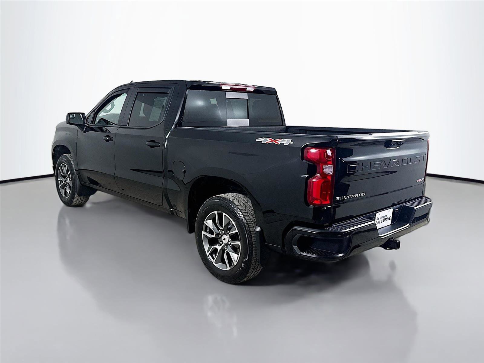 Used 2025 Chevrolet Silverado 1500 RST w/ Convenience Package II image 7