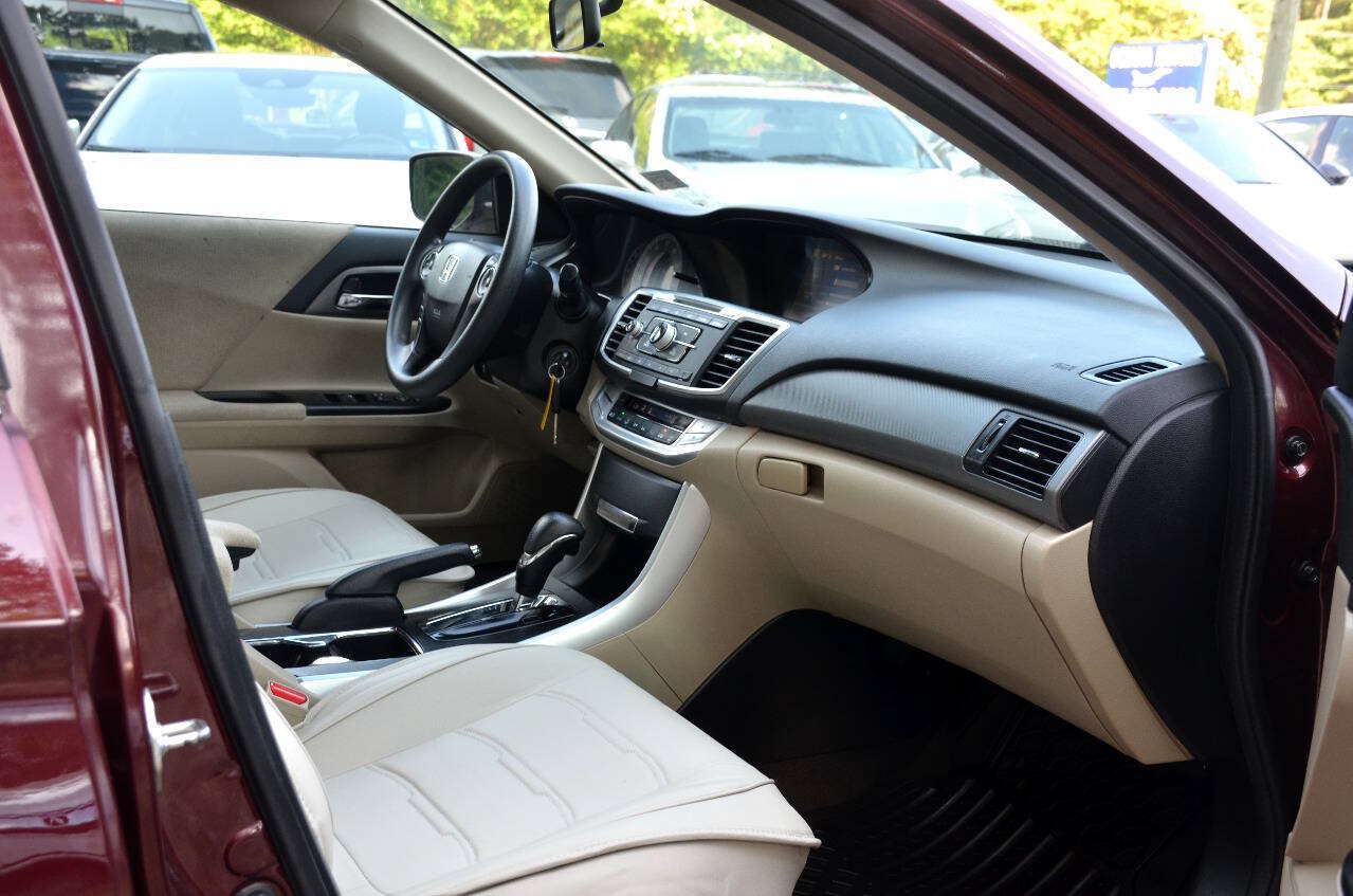Used 2013 Honda Accord LX image 8