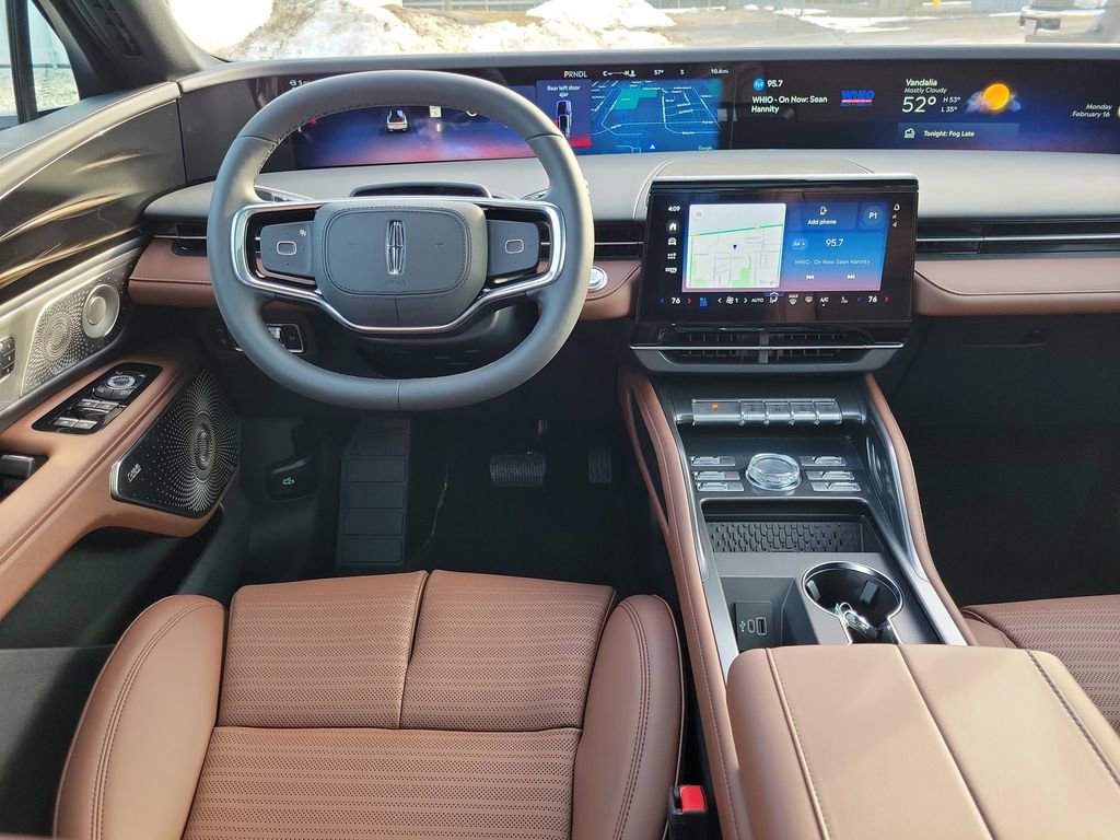 New 2026 Lincoln Nautilus Reserve AWD/4WD image 12