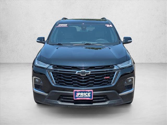 Used 2023 Chevrolet Traverse RS AWD/4WD image 2