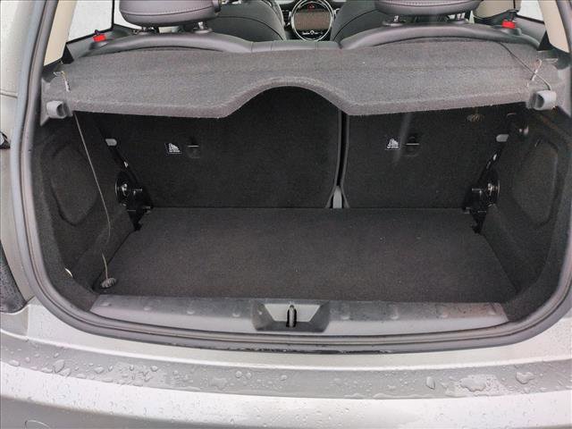 Used 2024 MINI Cooper SE image 6