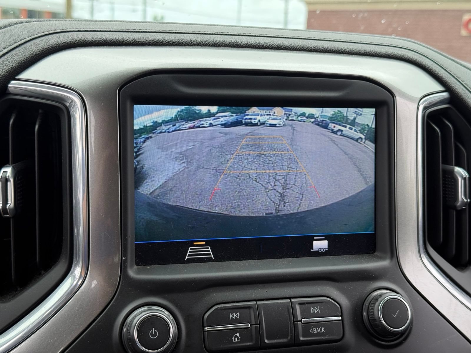 Used 2020 Chevrolet Silverado 1500 LT Trail Boss AWD/4WD image 26