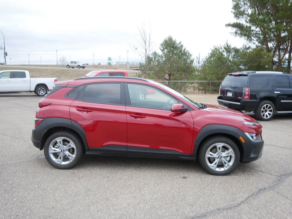 Used 2022 Hyundai Kona SEL w/ Cargo Package image 4