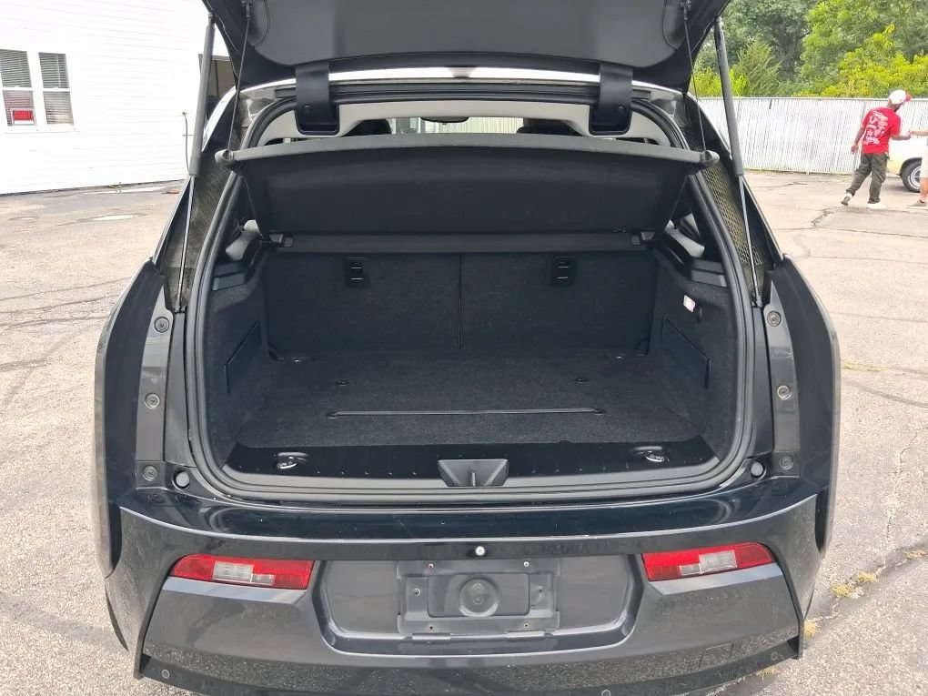 Used 2014 BMW i3 w/ Range Extender RWD image 10