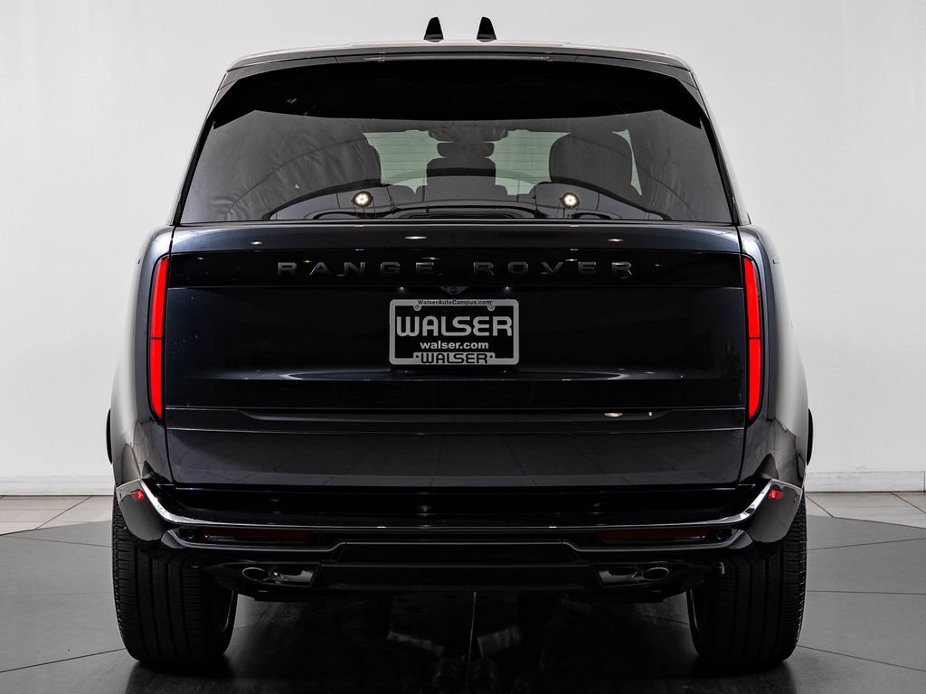 Used 2025 Land Rover Range Rover SE AWD/4WD image 7