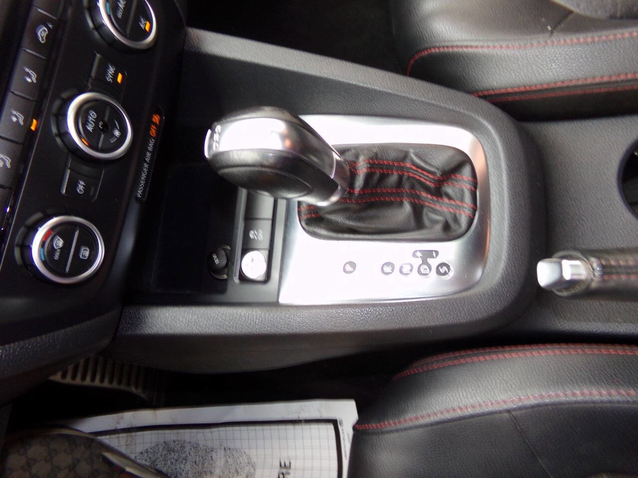 Used 2013 Volkswagen Jetta GLI Autobahn image 53