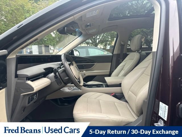 Used 2024 Lincoln Nautilus Reserve w/ Equipment Group 202A AWD/4WD image 13
