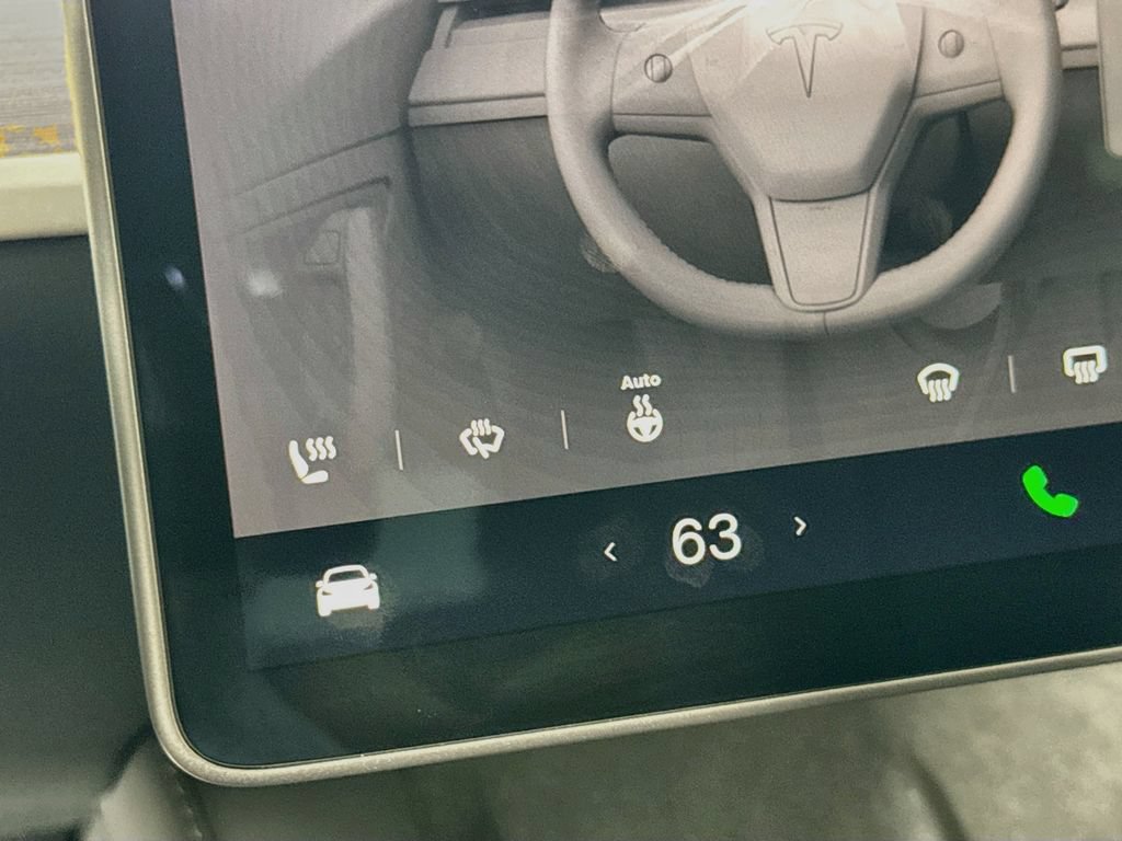 Used 2023 Tesla Model Y Long Range AWD/4WD image 19