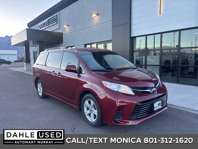 Used 2020 Toyota Sienna LE w/ LE Preferred Package