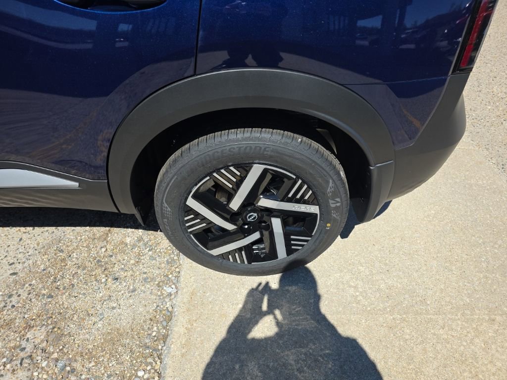 New 2026 Nissan Kicks SV image 11