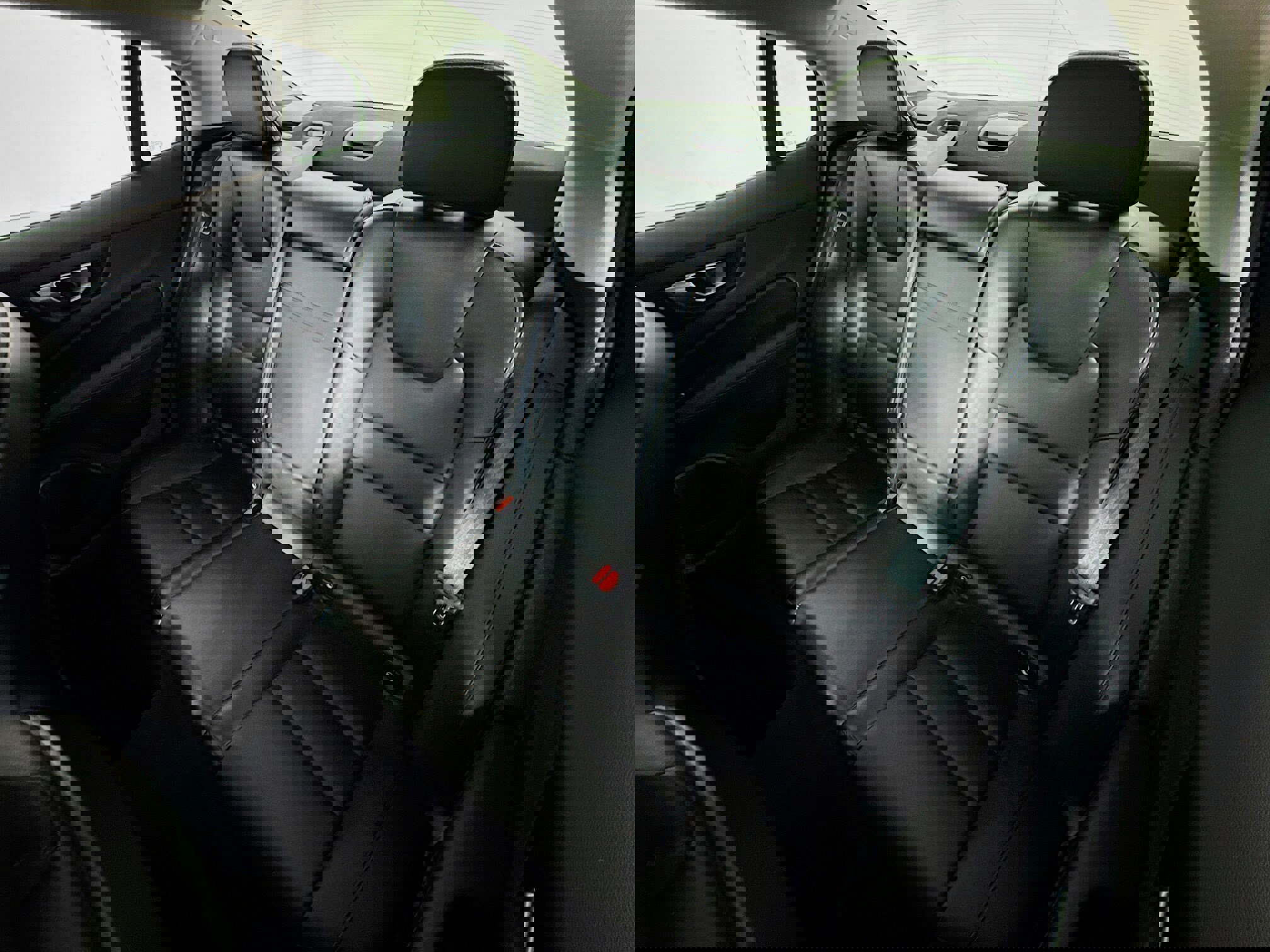 Used 2024 Volvo S60 B5 Core image 21