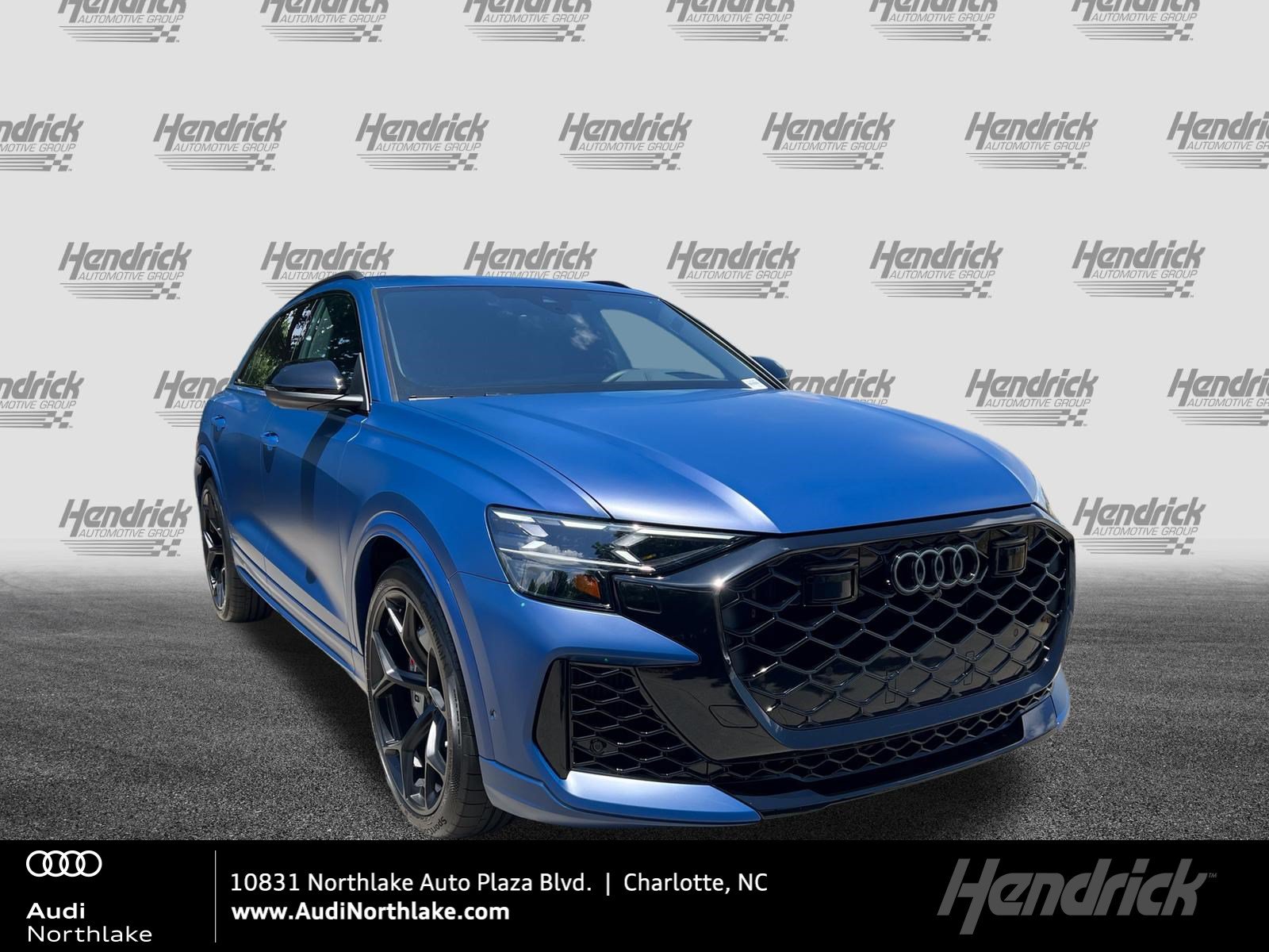Certified 2025 Audi RS Q8 performance AWD/4WD image 1
