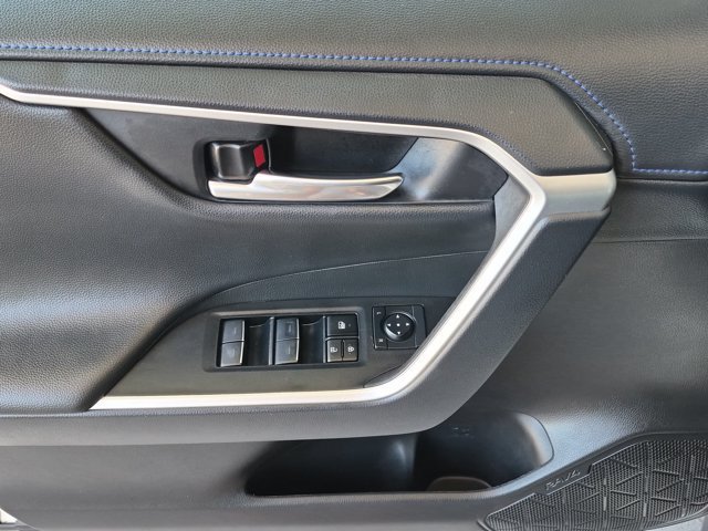 Used 2024 Toyota RAV4 XSE w/ Weather Package AWD/4WD image 18