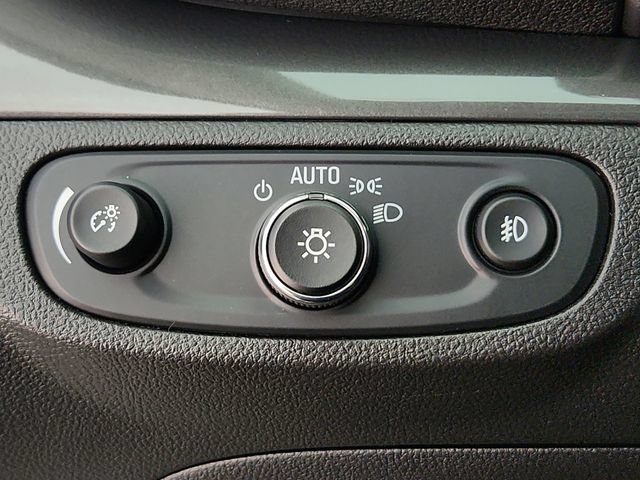 Used 2017 Buick Encore Premium AWD/4WD image 18