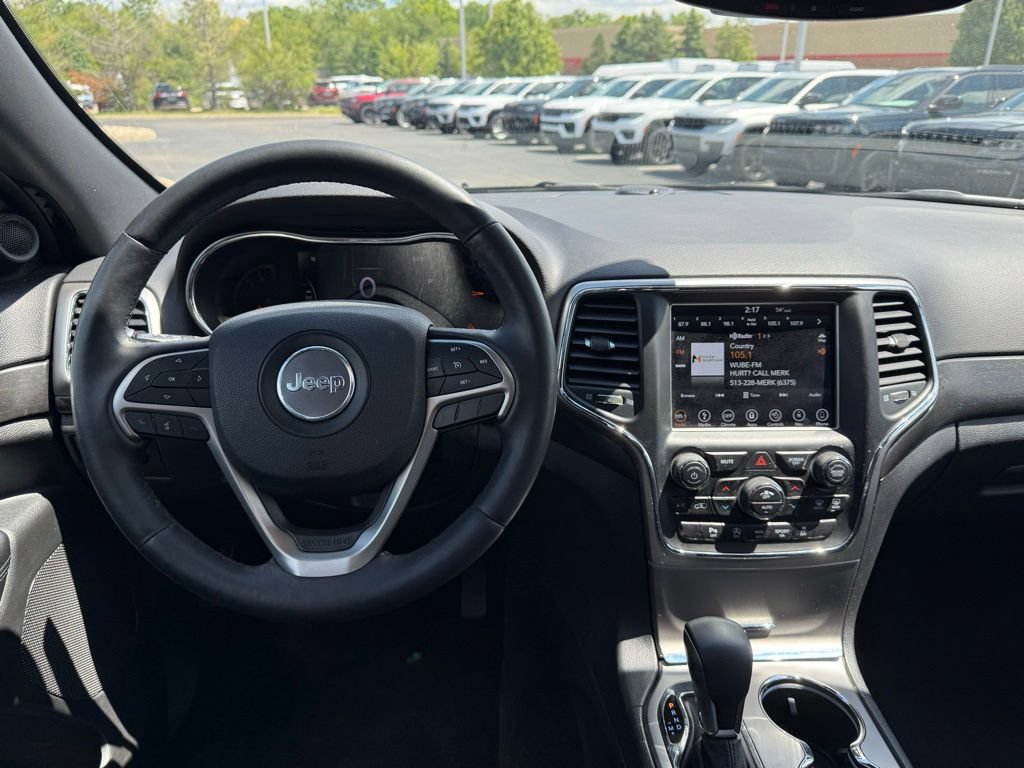 Used 2018 Jeep Grand Cherokee Altitude AWD/4WD image 13
