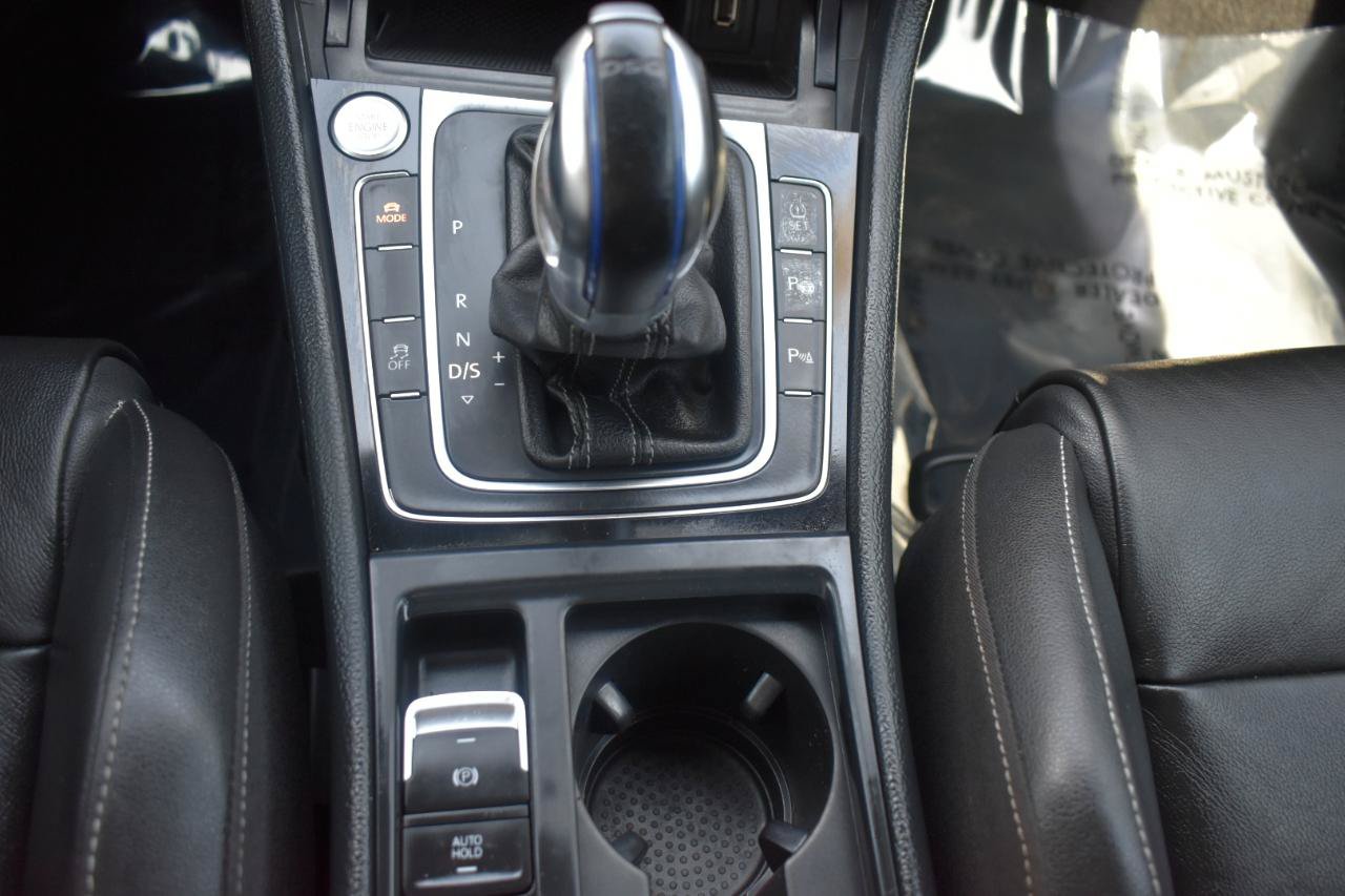 Used 2015 Volkswagen Golf R 4-Door AWD/4WD image 24