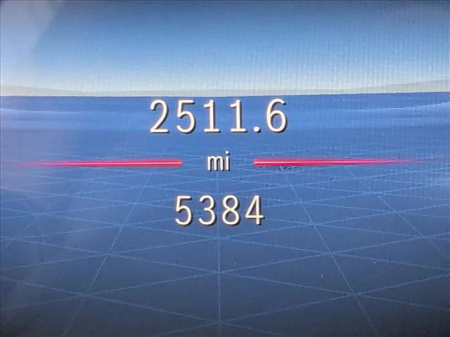 Used 2025 Mercedes-Benz GLE 350 4MATIC image 11