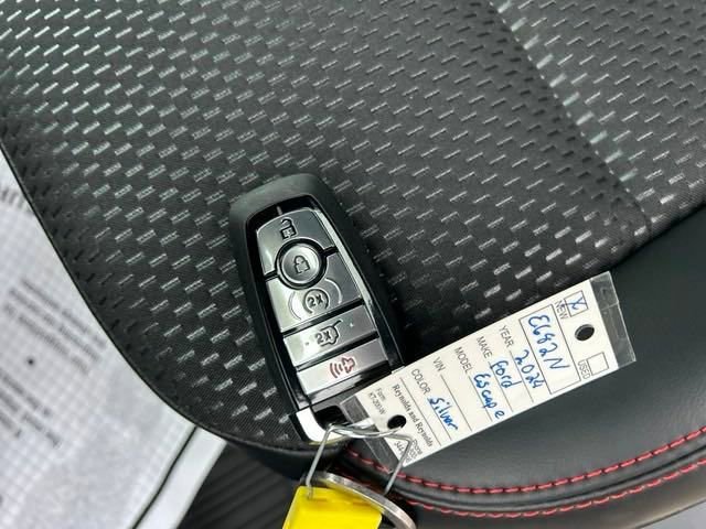 Used 2024 Ford Escape ST-Line w/ Equipment Group 301A FWD image 28