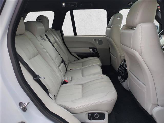 Used 2017 Land Rover Range Rover HSE AWD/4WD image 21
