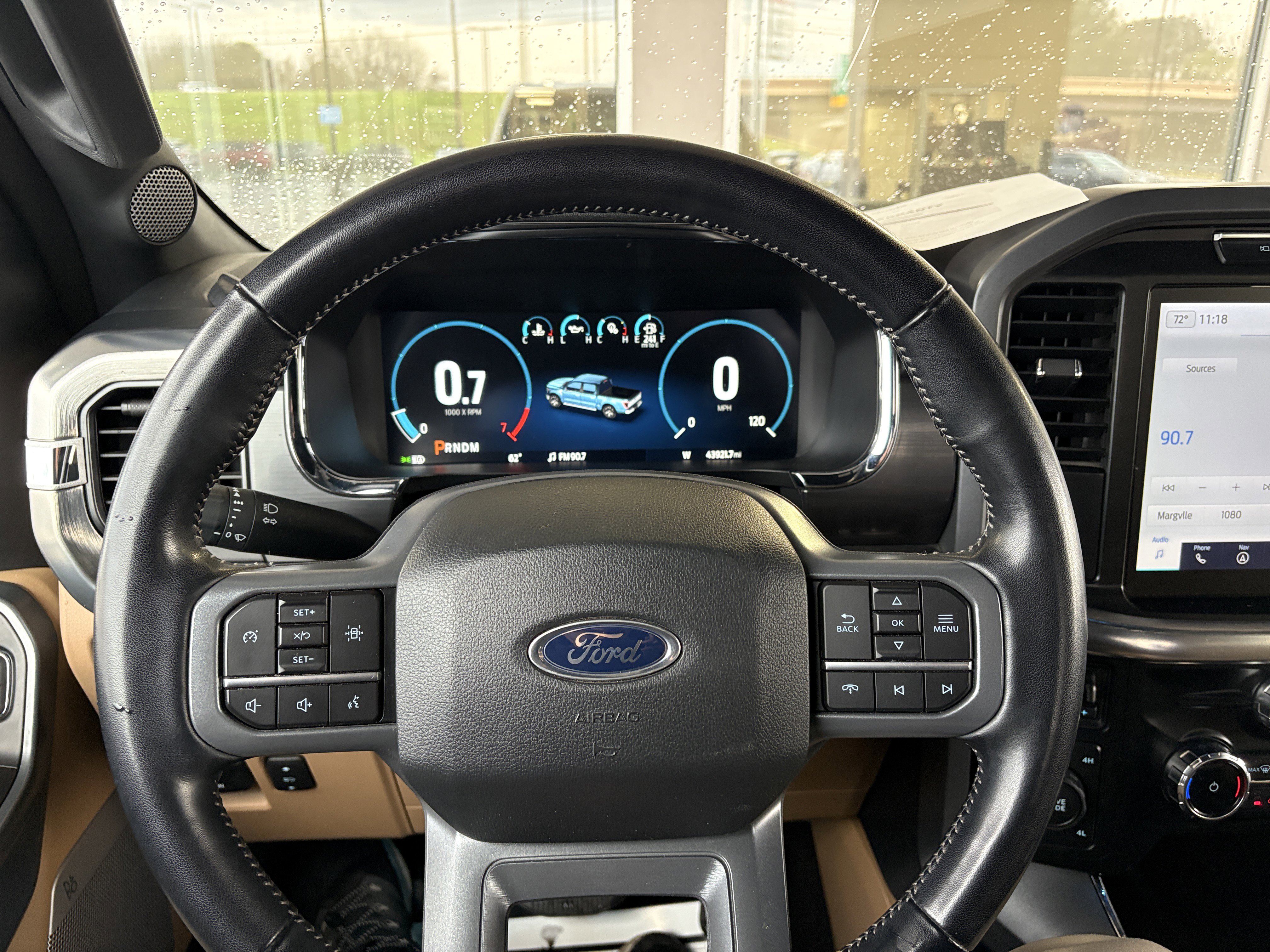 Used 2023 Ford F150 Lariat image 16