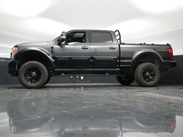Used 2018 Ford F250 Lariat w/ Lariat Ultimate Package AWD/4WD image 56