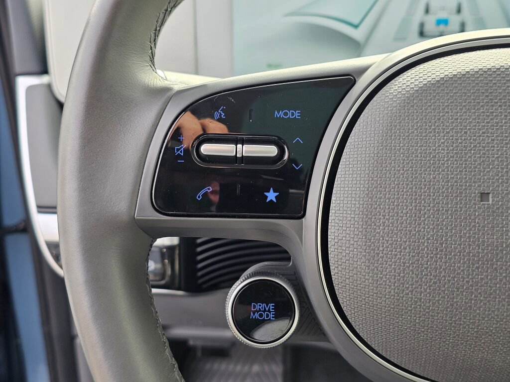 Used 2024 Hyundai Ioniq 5 Limited image 36