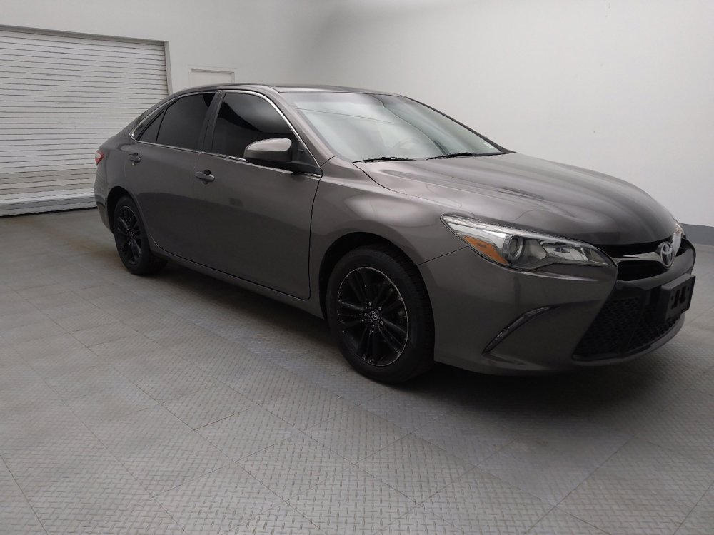 Used 2017 Toyota Camry SE FWD image 11