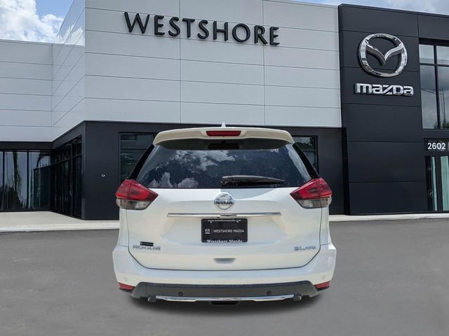 Used 2019 Nissan Rogue SL w/ Premium Package AWD/4WD image 4