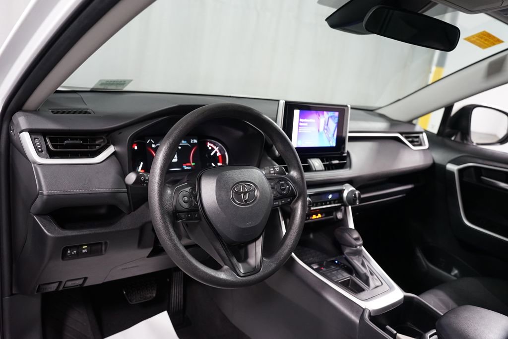 Certified 2025 Toyota RAV4 XLE AWD/4WD image 11