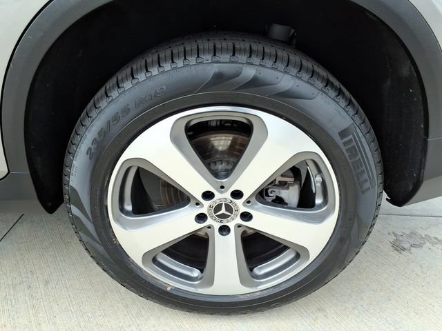 Used 2021 Mercedes-Benz GLC 300 4MATIC image 24