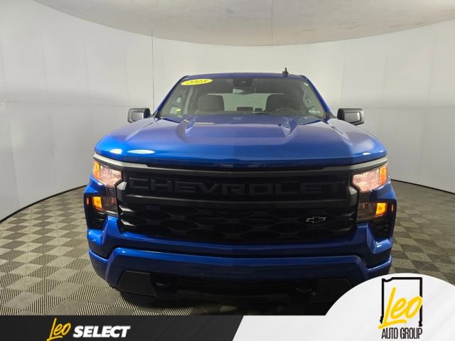 Used 2023 Chevrolet Silverado 1500 Custom w/ LPO, Dark Essentials Package AWD/4WD image 2