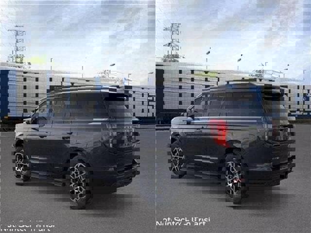 New 2025 Ford Expedition Active image 50