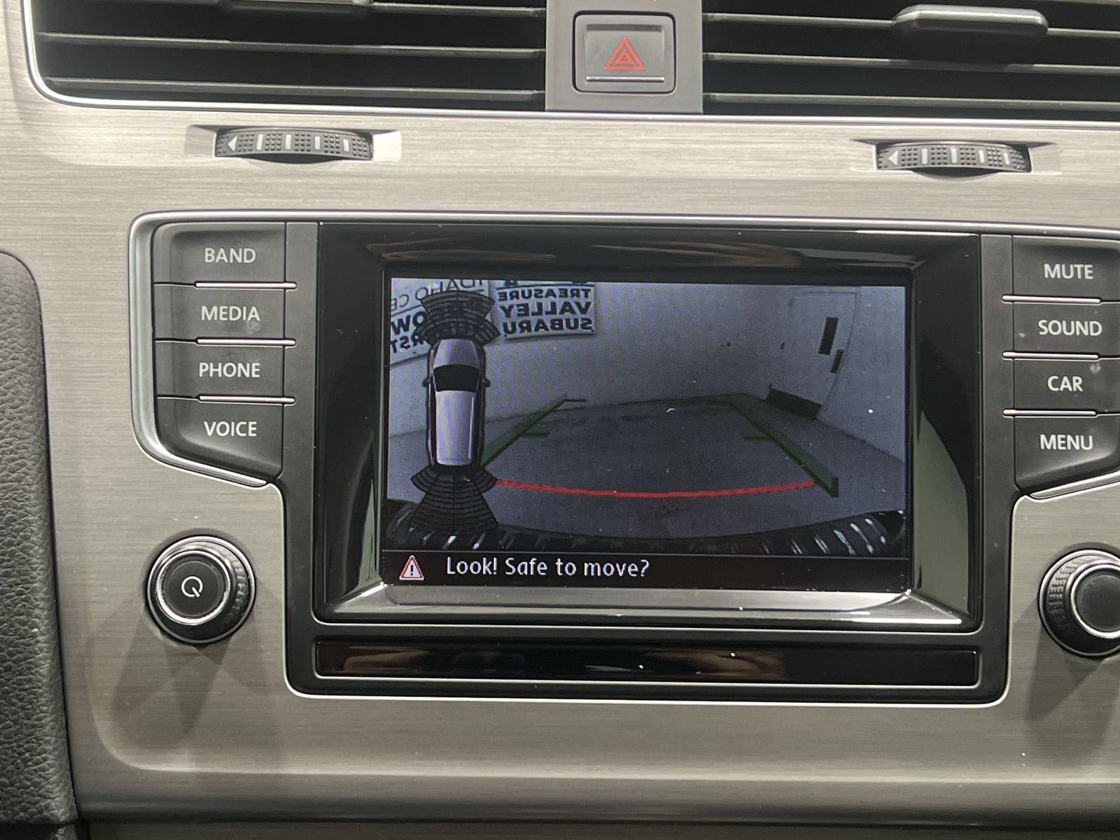 Used 2015 Volkswagen Golf TDI SE w/ Lighting Package FWD image 17