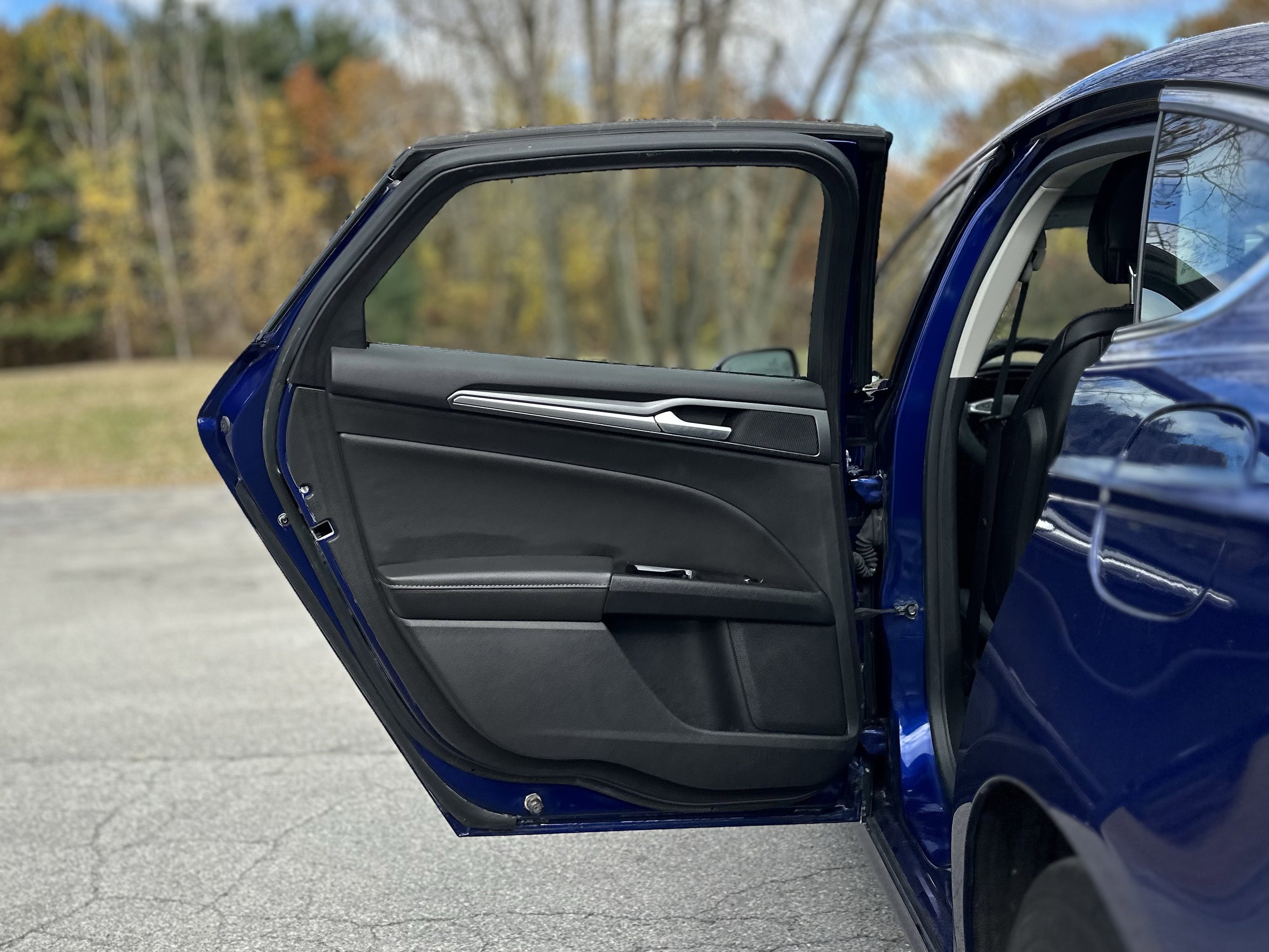 Used 2014 Ford Fusion Titanium image 27