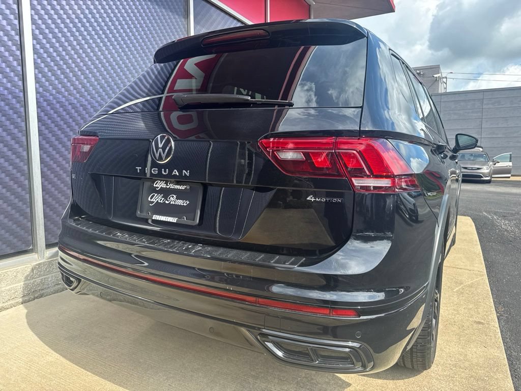 Used 2024 Volkswagen Tiguan SE R-Line AWD/4WD image 7