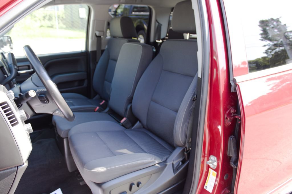 Used 2018 Chevrolet Silverado 1500 LT w/ All Star Edition AWD/4WD image 17