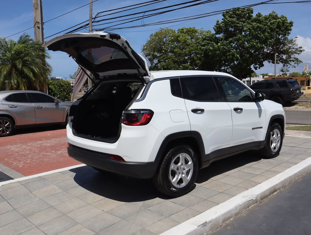 Used 2022 Jeep Compass Sport FWD image 14