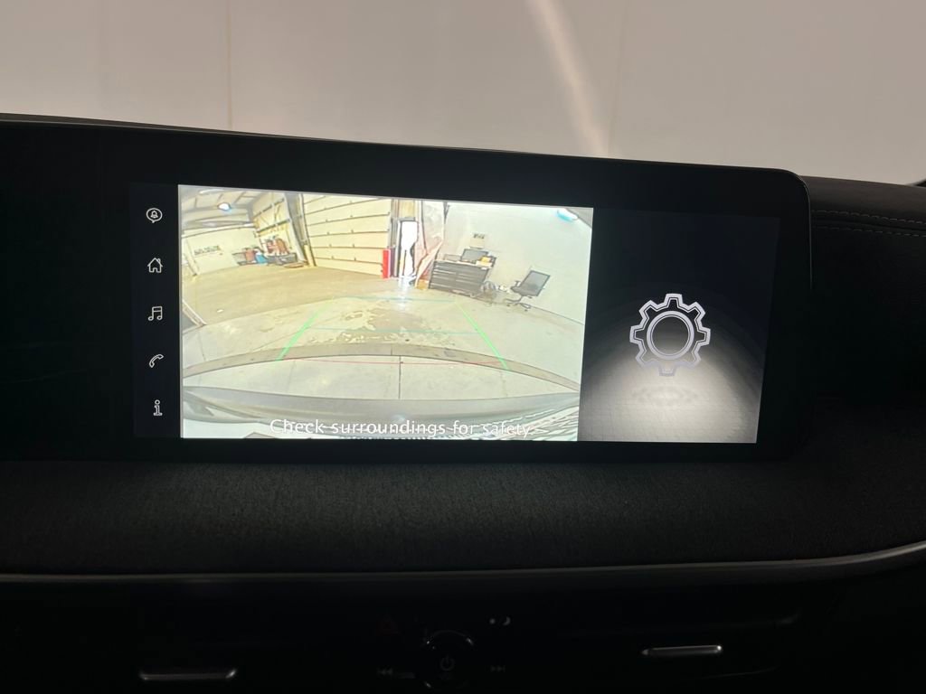 Used 2025 Nissan Kicks SV image 69