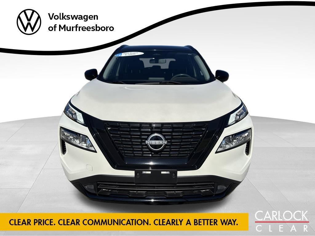 Used 2023 Nissan Rogue SV w/ SV Premium B Package FWD image 3