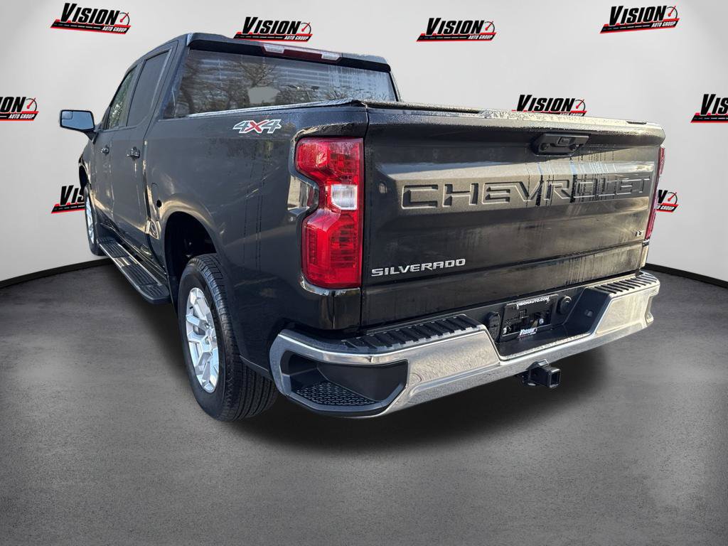 Used 2025 Chevrolet Silverado 1500 LT AWD/4WD image 7