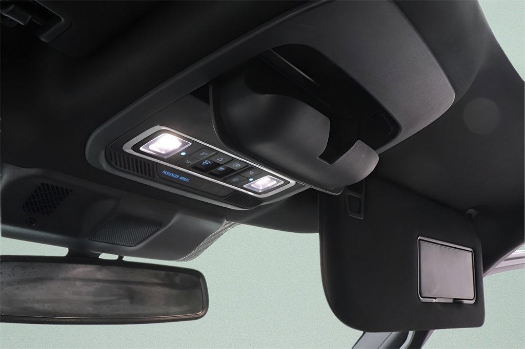 Used 2022 Ford F150 Lariat w/ Equipment Group 502A High image 17