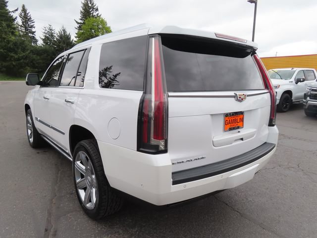 Used 2017 Cadillac Escalade Premium Luxury AWD/4WD image 5