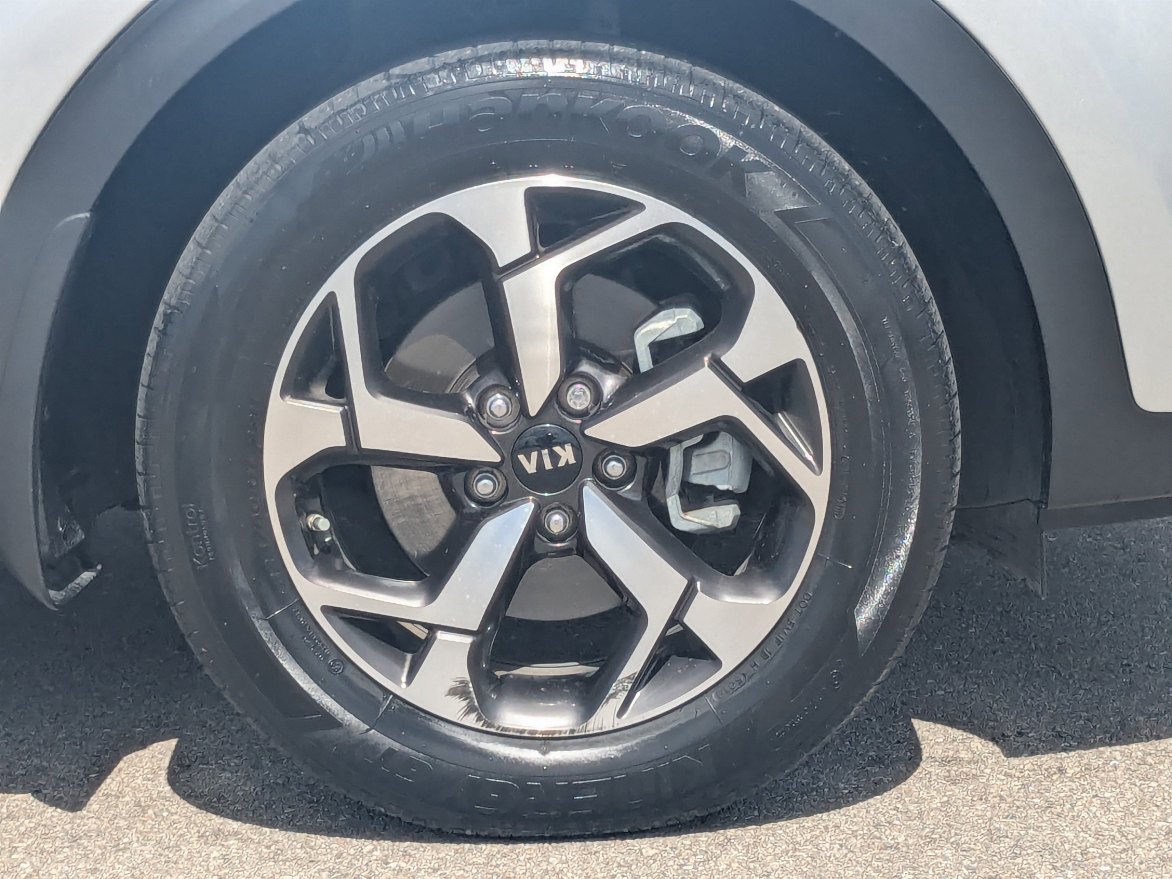 Certified 2020 Kia Sportage LX w/ LX Popular Package image 11