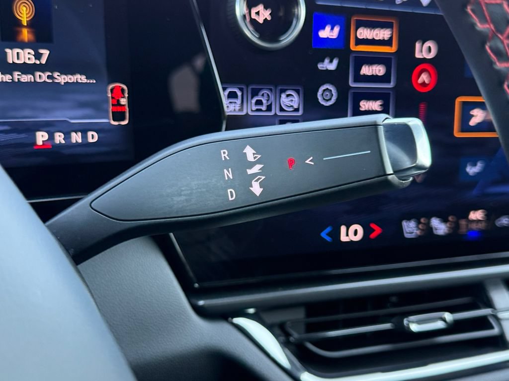 New 2026 Chevrolet Equinox EV RS w/ Convenience Package II FWD image 21