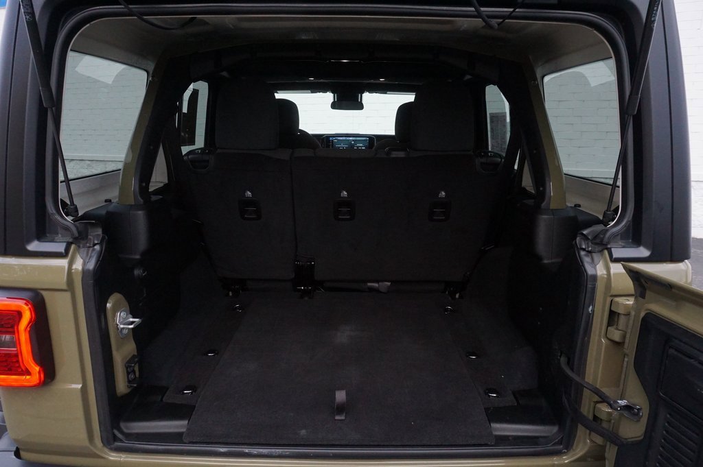 Used 2025 Jeep Wrangler Rubicon image 30