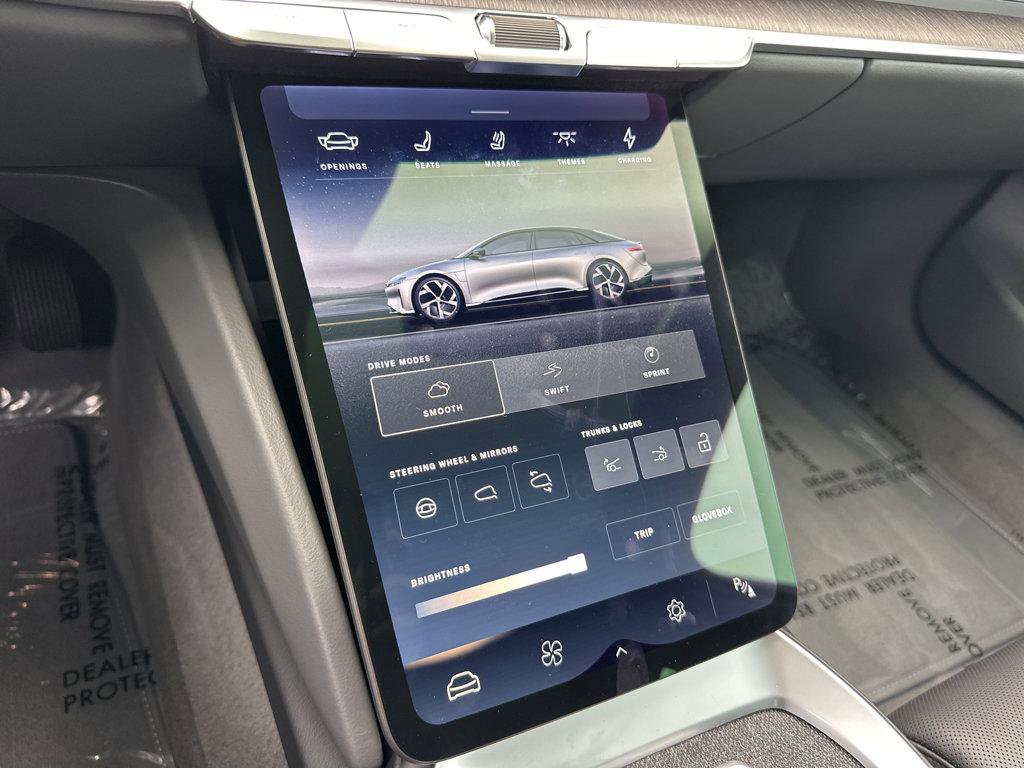 Used 2024 Lucid Air Touring image 25